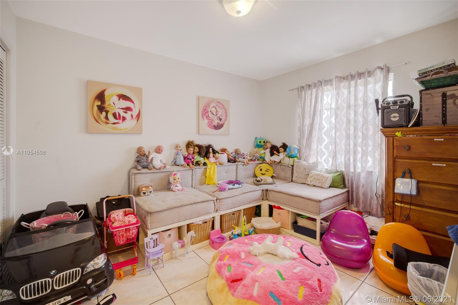 See details / 2536 sq. ft. $ 2021-06-09 0 Photo