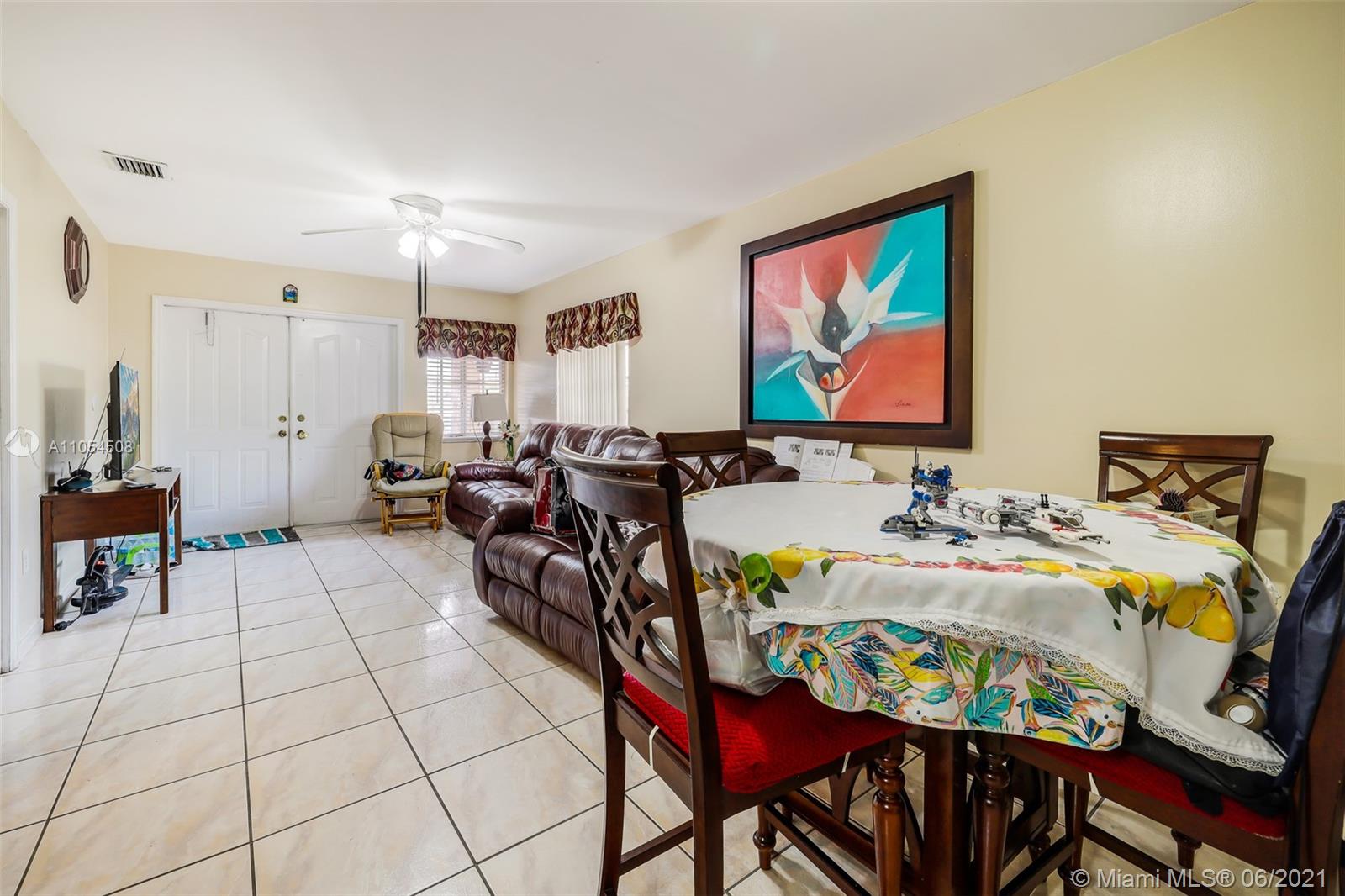 See details / 2536 sq. ft. $ 2021-06-09 0 Photo