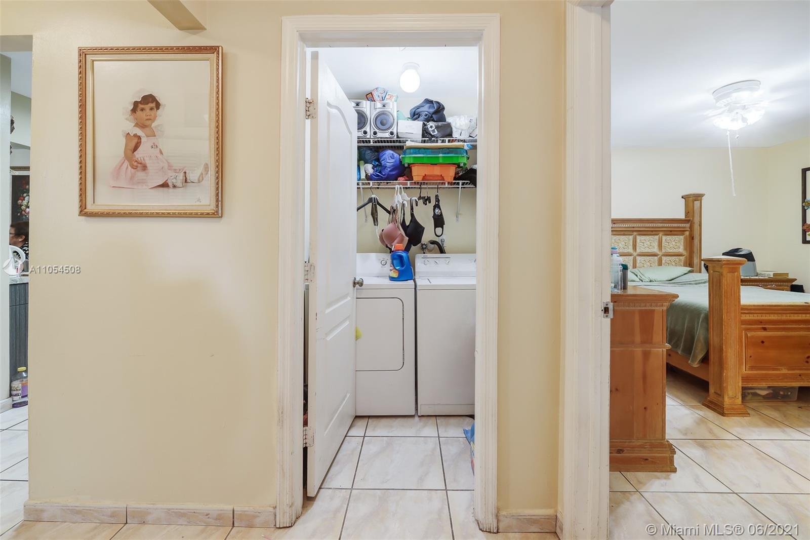 See details / 2536 sq. ft. $ 2021-06-09 0 Photo