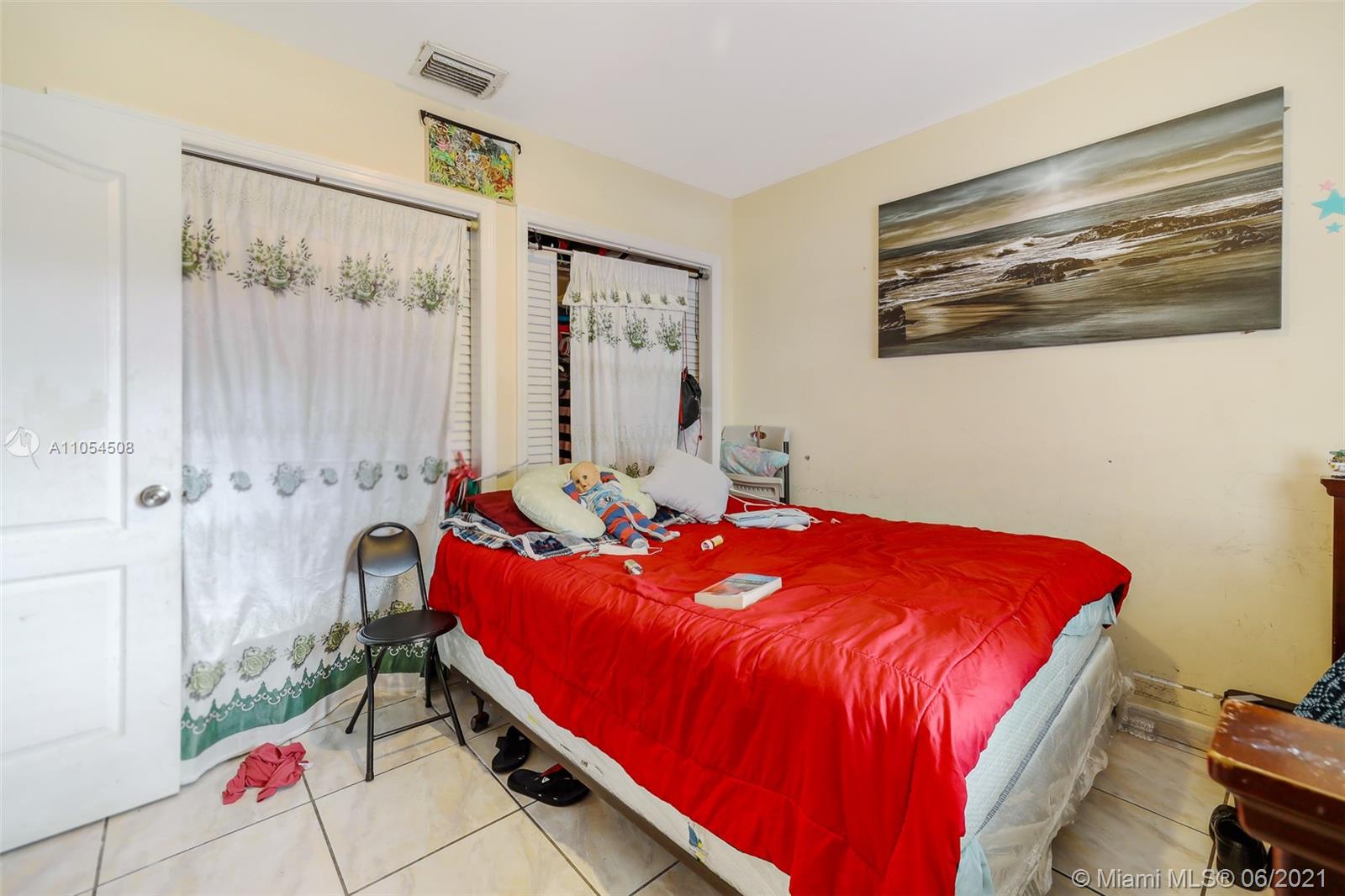 See details / 2536 sq. ft. $ 2021-06-09 0 Photo