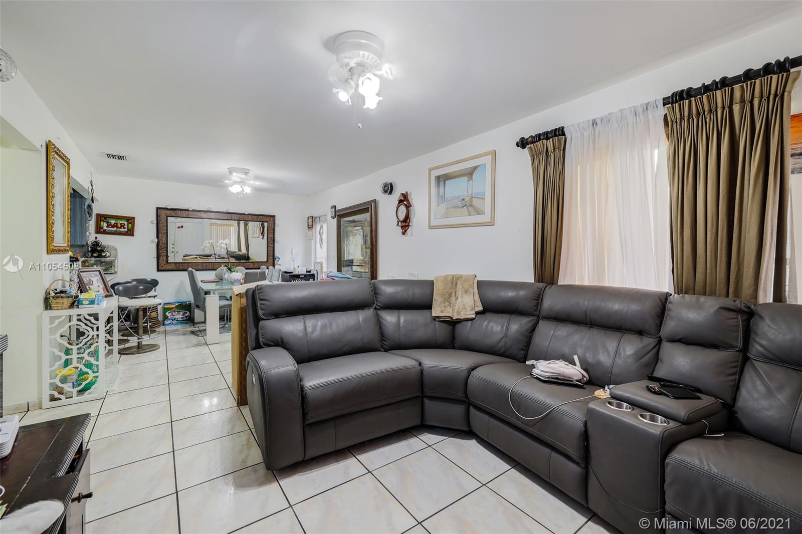 See details / 2536 sq. ft. $ 2021-06-09 0 Photo