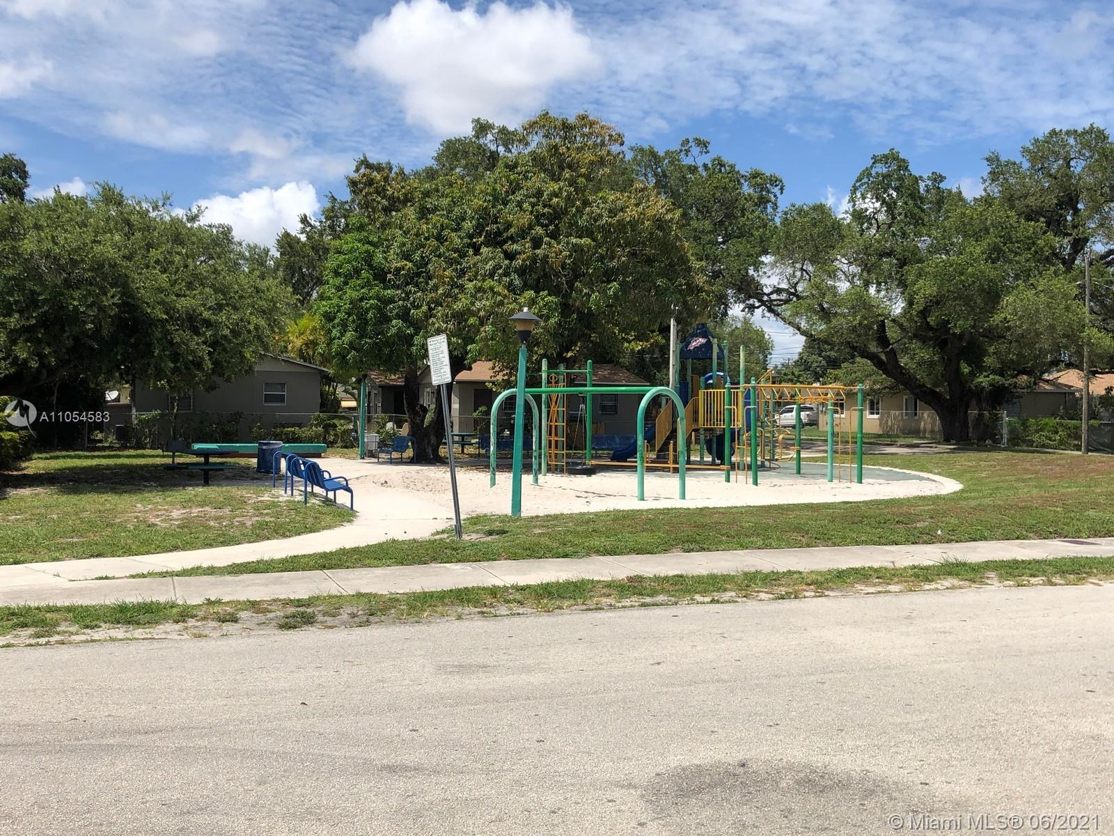 See details / 12713 sq. ft. $ 2021-06-09 0 Photo