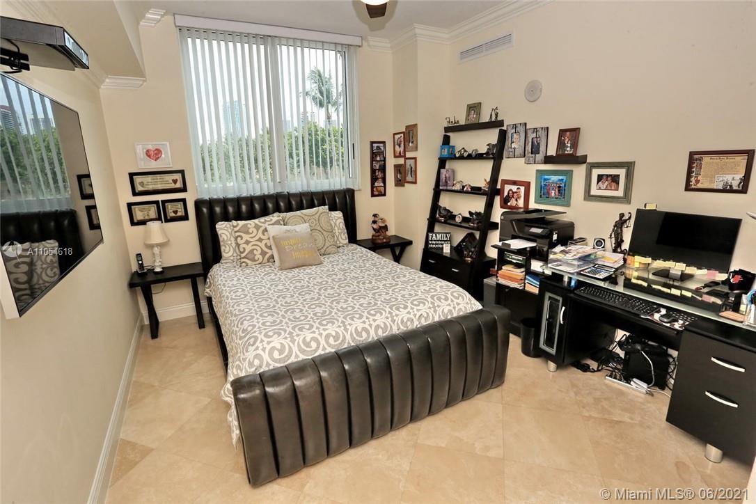 Photo of 1755 Hallandale Beach Blvd #MEZ6E, Hallandale Beach, Florida, 33009 -