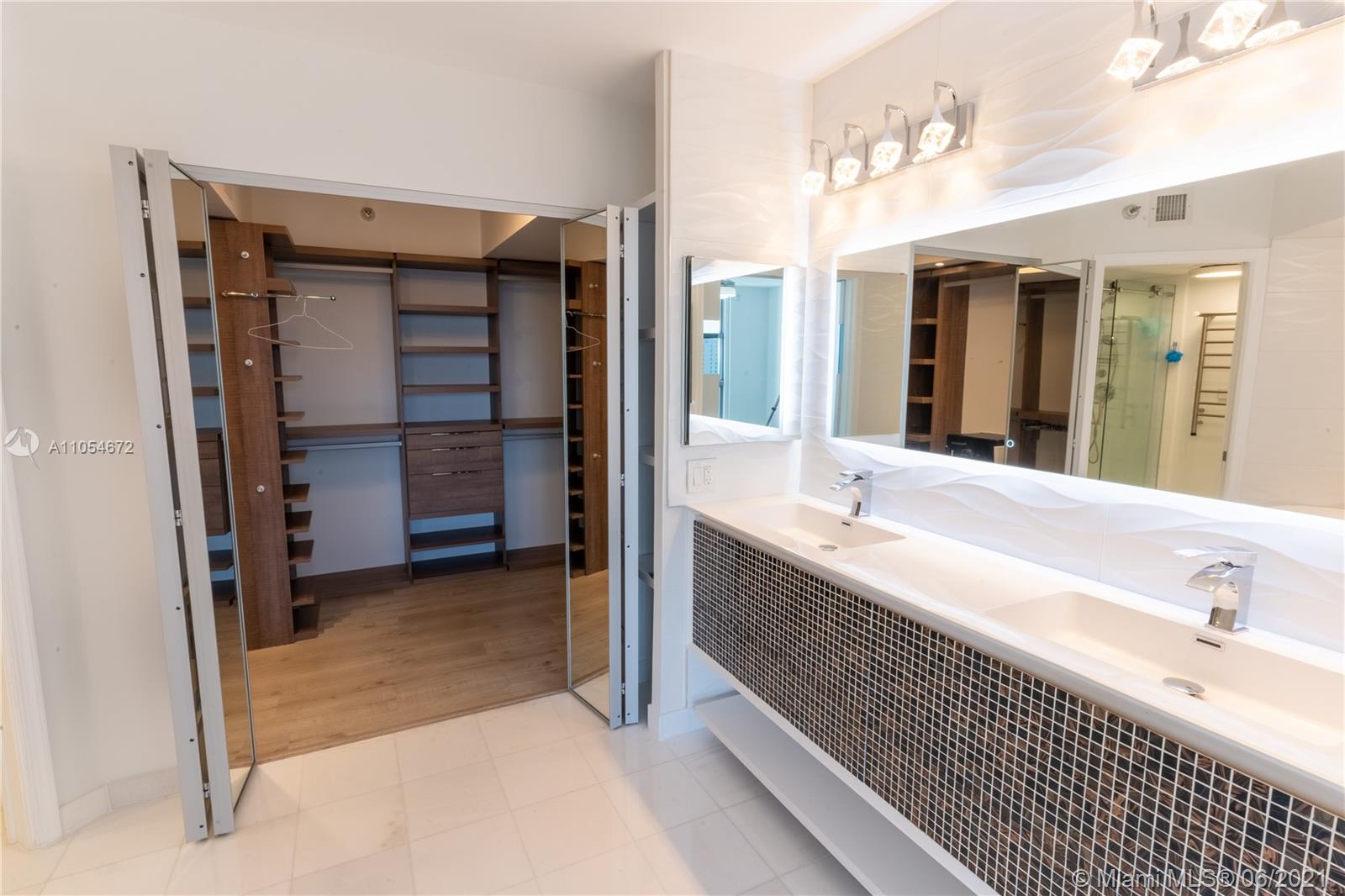Photo of 3530 Mystic Pointe Dr #3005, Aventura, Florida, 33180 -