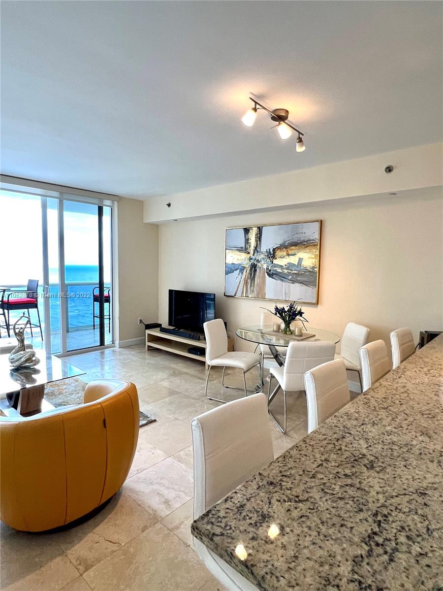 Ver detalles 1812 1 / 1 844 sq. ft. $ 2022-09-08 0 foto