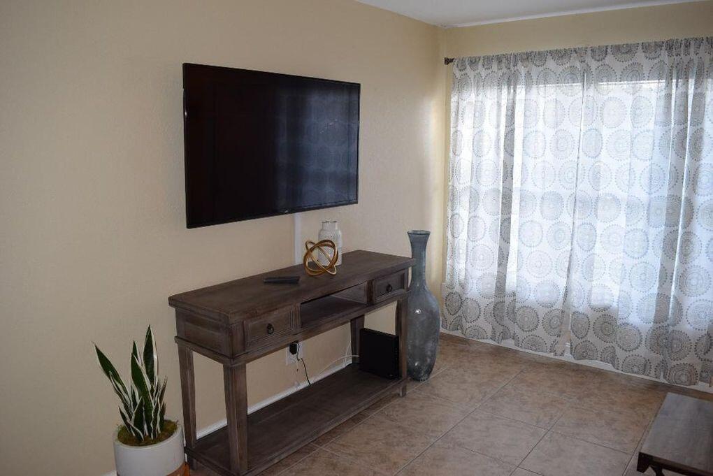 See details / 8 sq. ft. $ 2026-09-07 0 Photo
