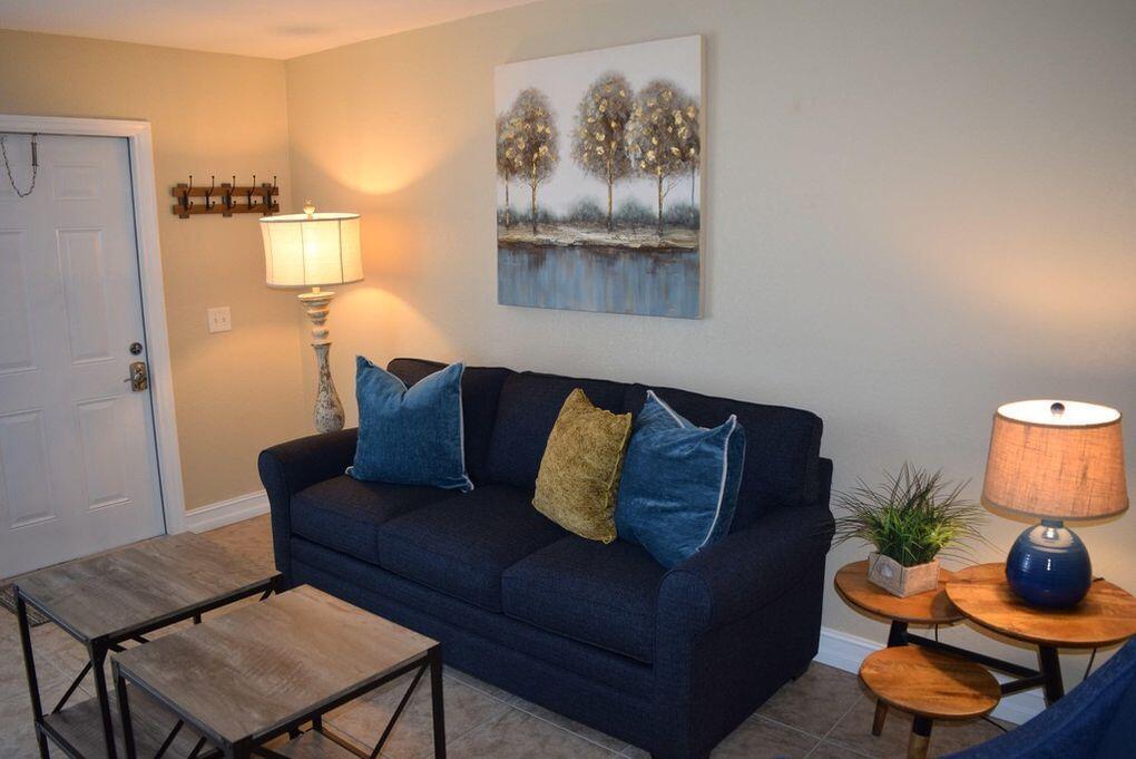 See details / 8 sq. ft. $ 2026-09-07 0 Photo