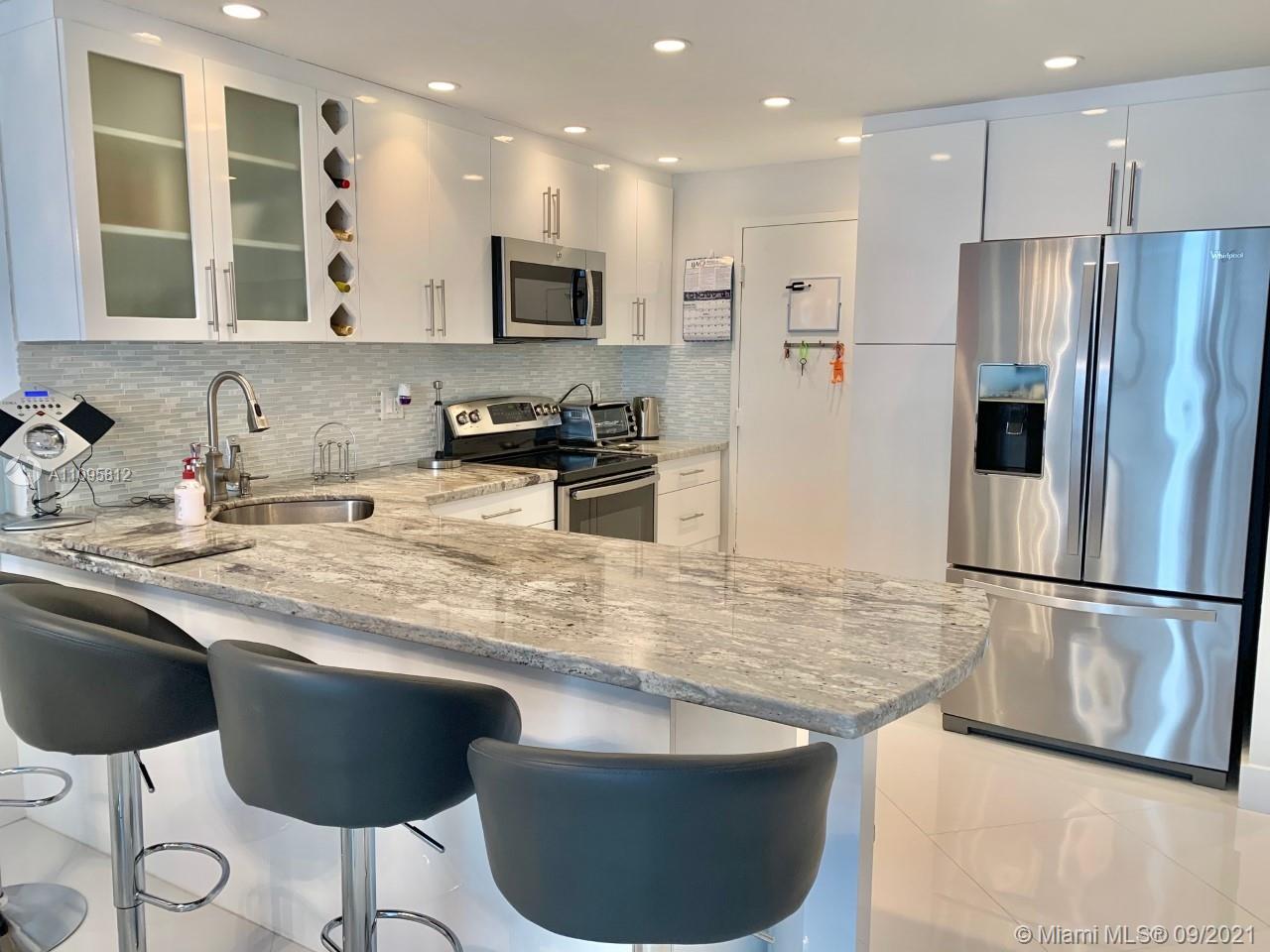 Photo of 3725 Ocean Dr #822, Hollywood, Florida, 33019 -