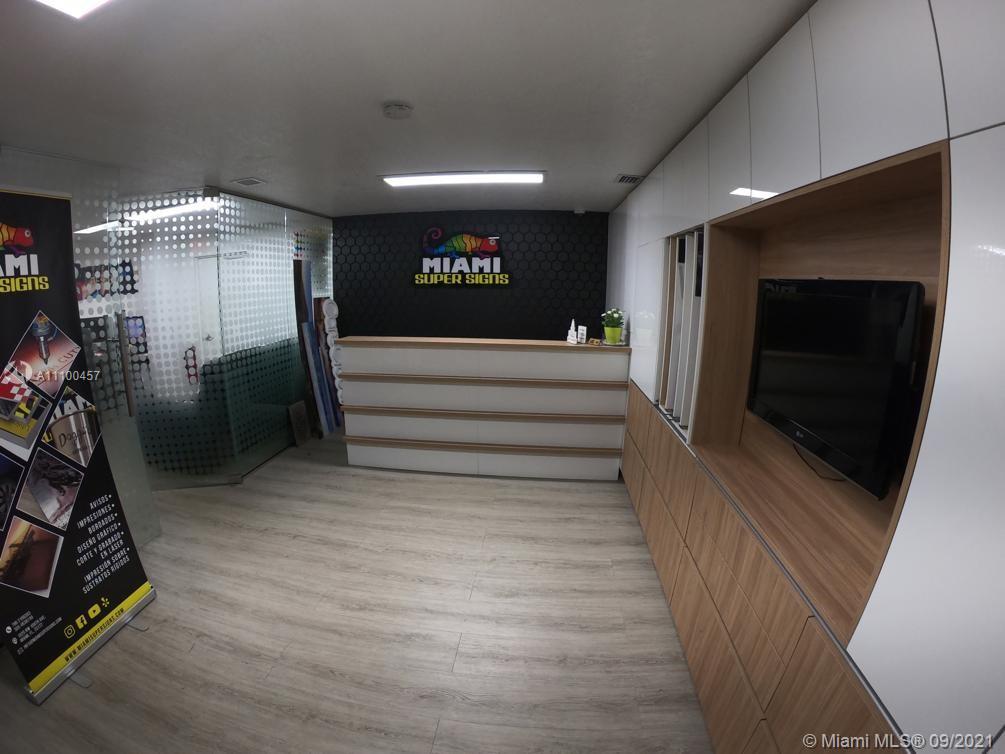 See details 1929 / sq. ft. $ 2021-09-19 0 Photo