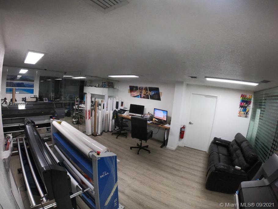 See details 1929 / sq. ft. $ 2021-09-19 0 Photo