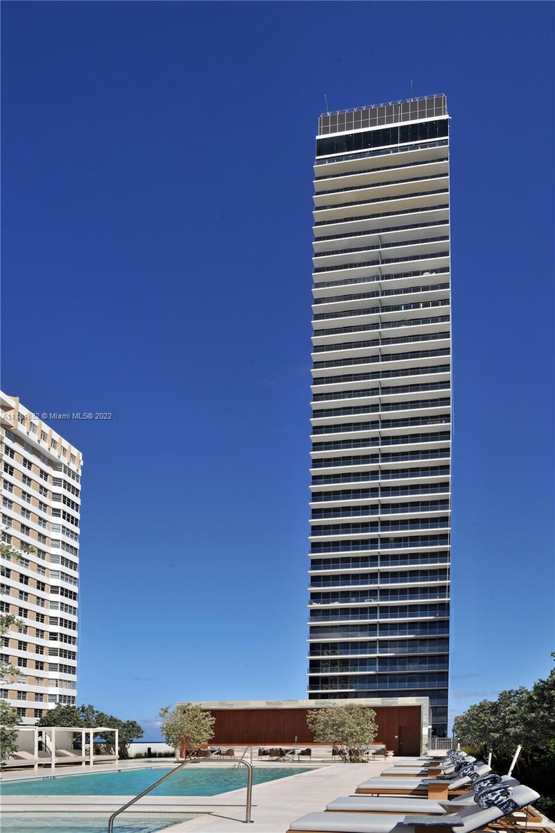 See details 11B 3 / 4 2913 sq. ft. $ 2022-02-08 0 Photo