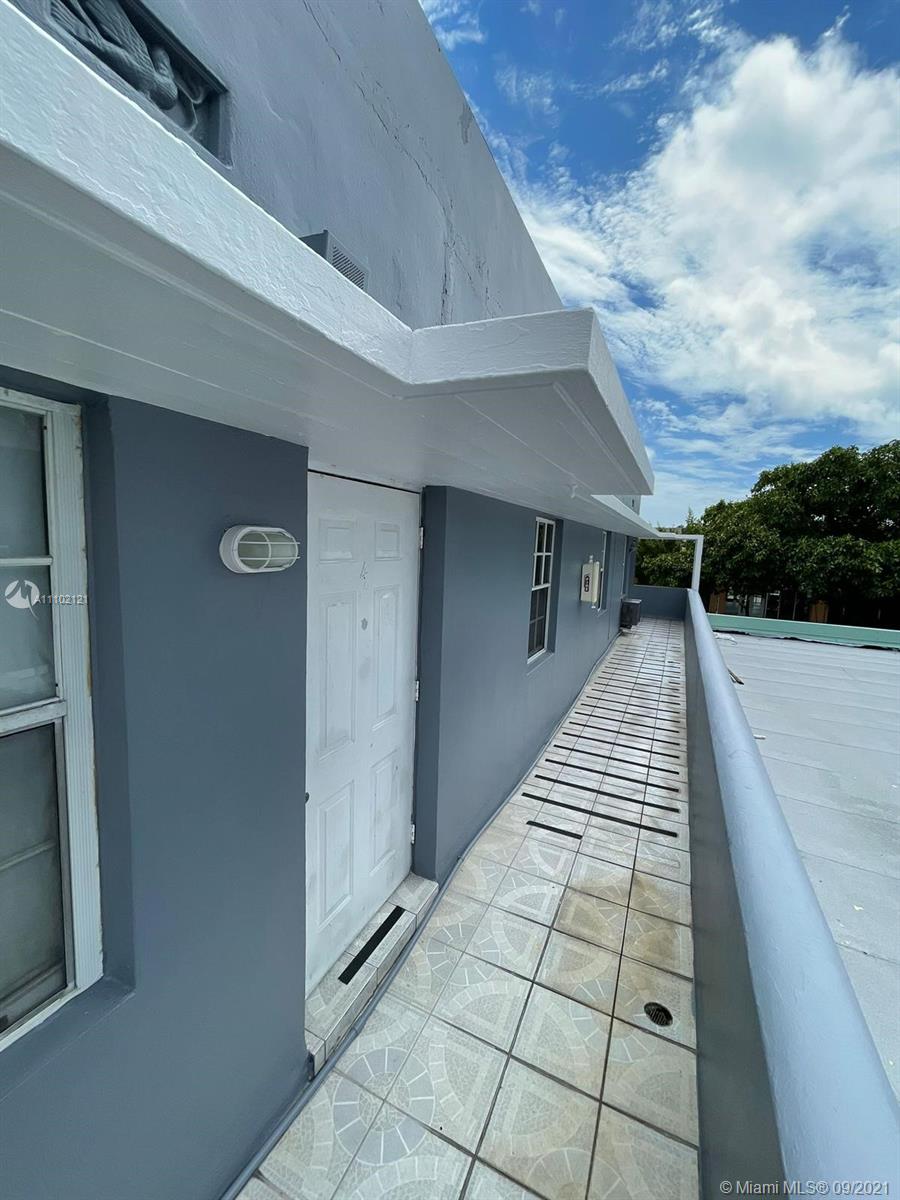 See details / sq. ft. $ 2021-09-27 0 Photo
