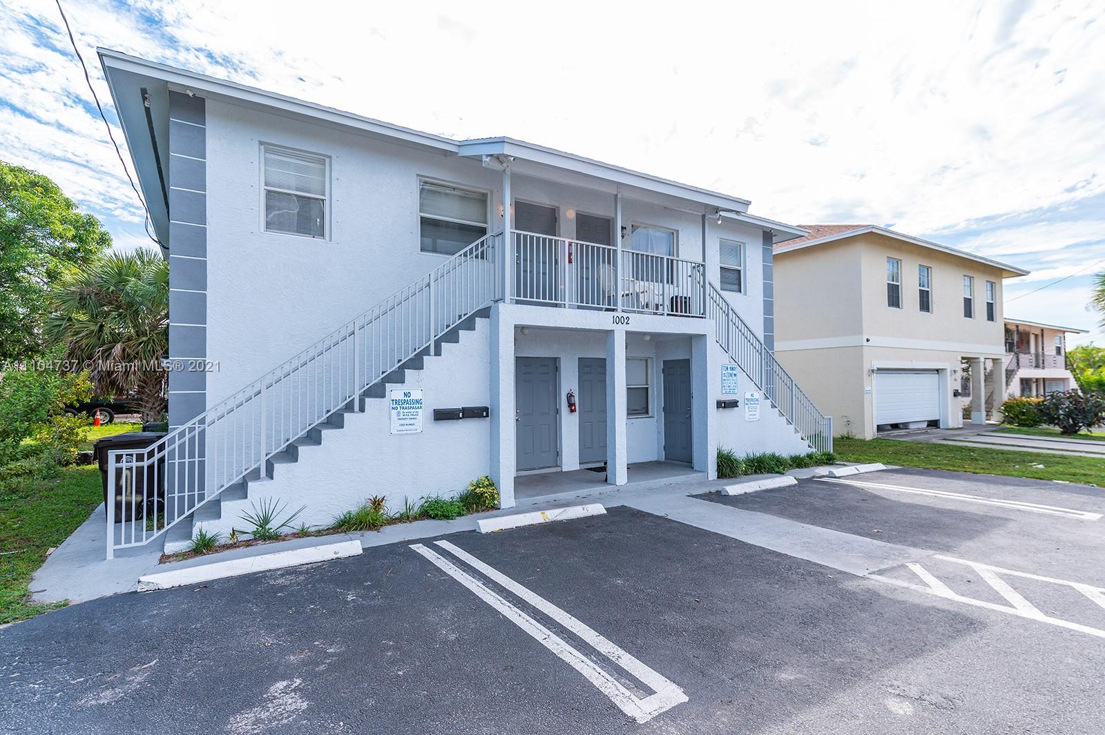See details / 2720 sq. ft. $ 2022-05-18 0 Photo