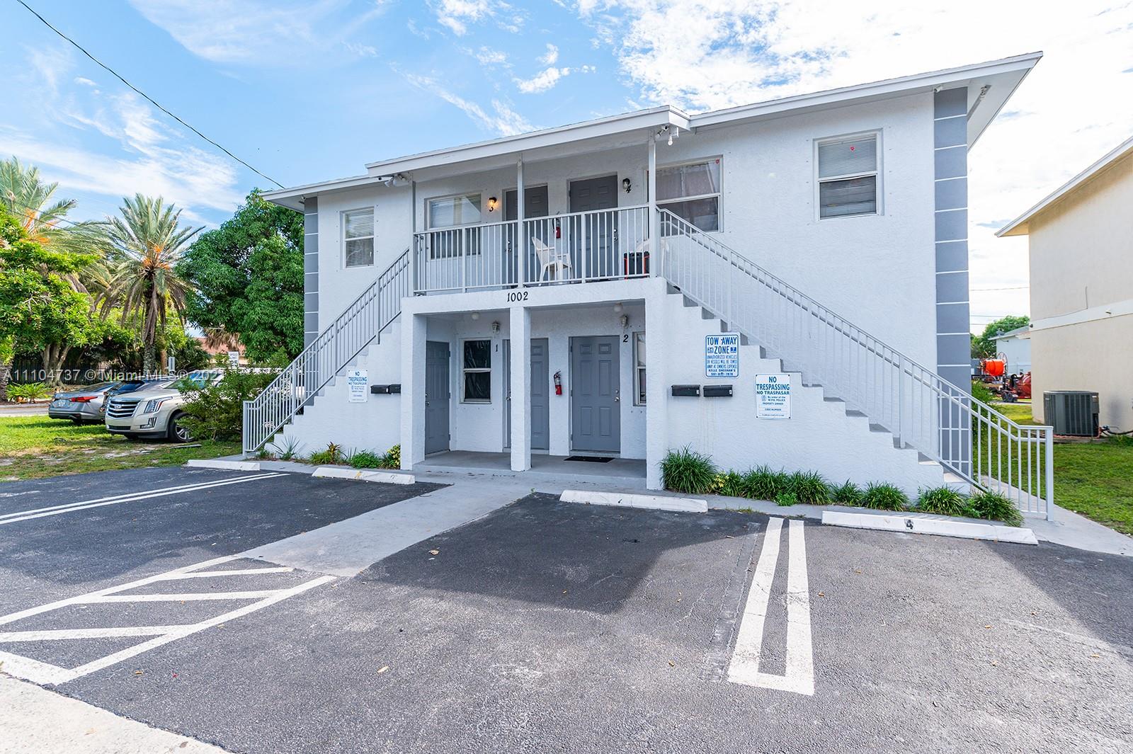 See details / 2720 sq. ft. $ 2022-05-18 0 Photo