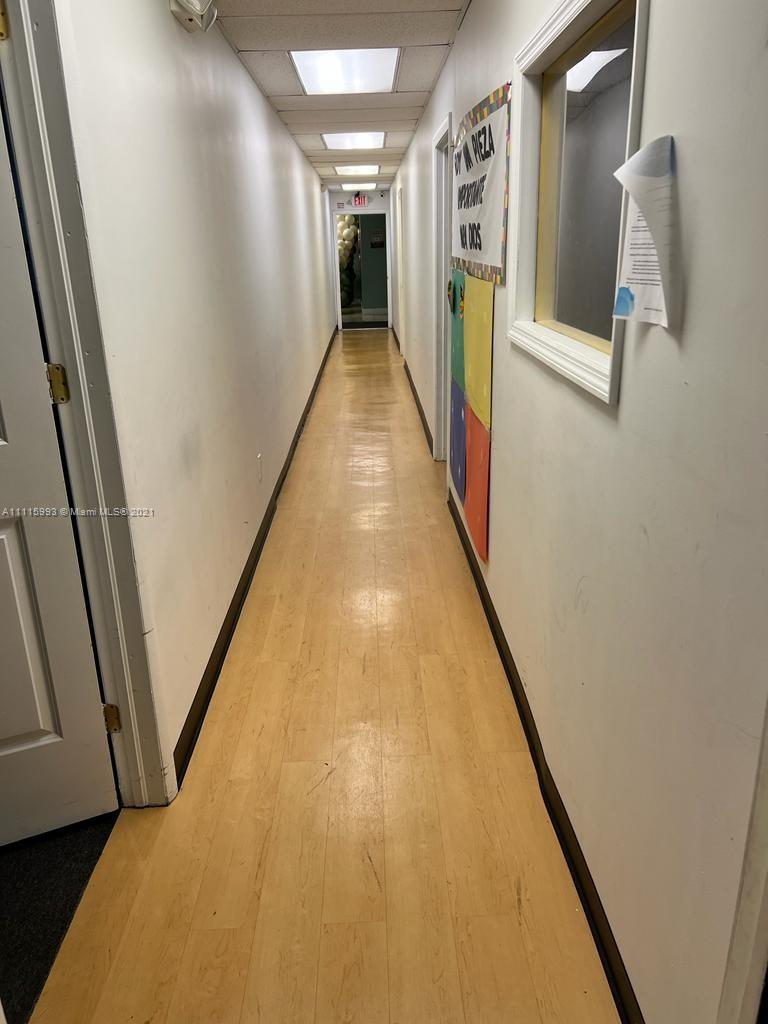 See details 5 / sq. ft. $ 2021-10-25 0 Photo