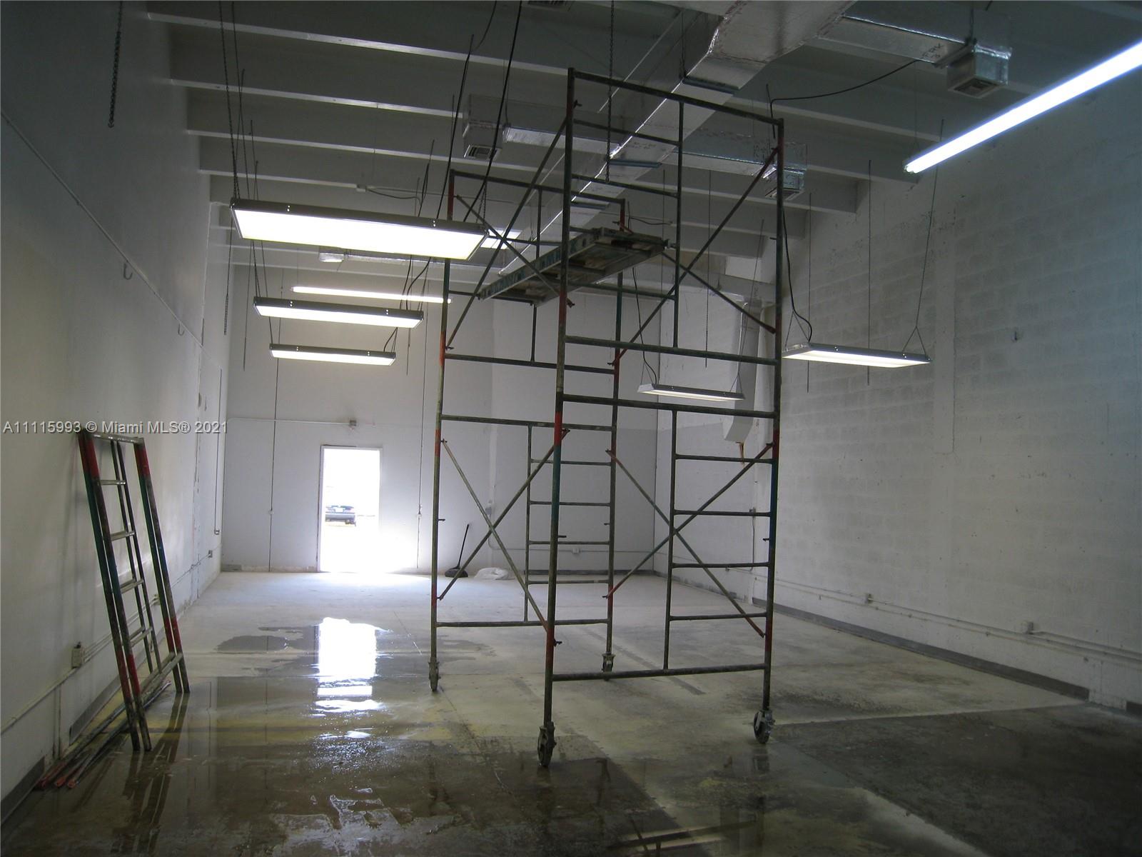 See details 5 / sq. ft. $ 2021-10-25 0 Photo