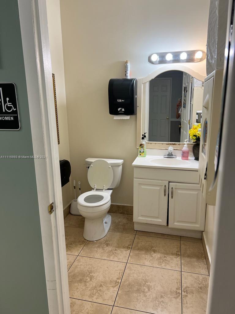 See details 5 / sq. ft. $ 2021-10-25 0 Photo