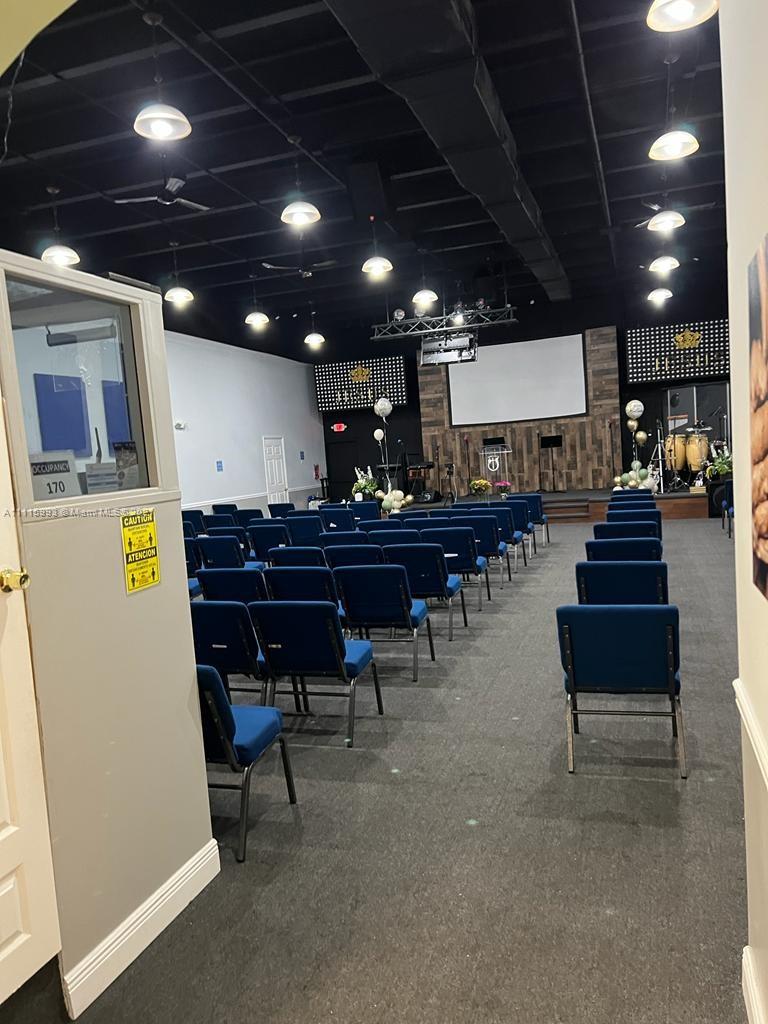 See details 5 / sq. ft. $ 2021-10-25 0 Photo