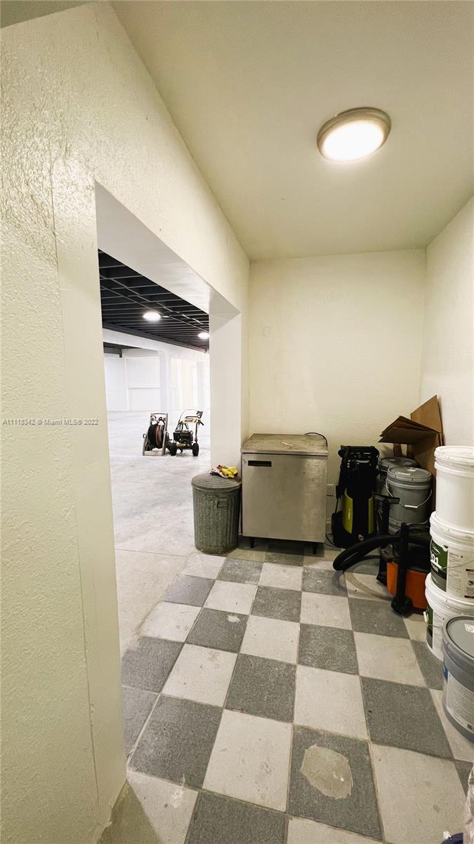See details / sq. ft. $ 2021-10-29 0 Photo