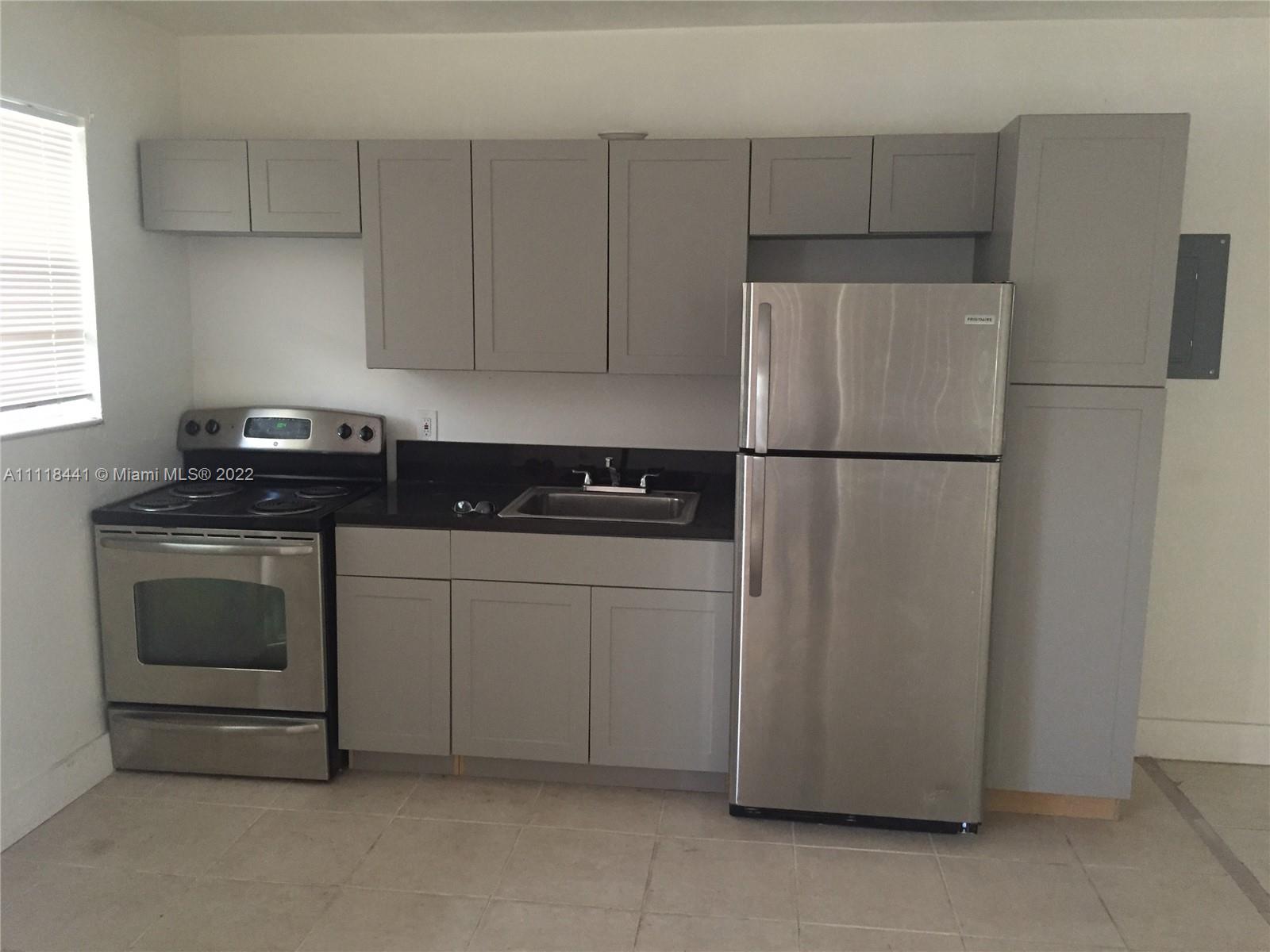 See details / 2210 sq. ft. $ 2022-11-12 0 Photo