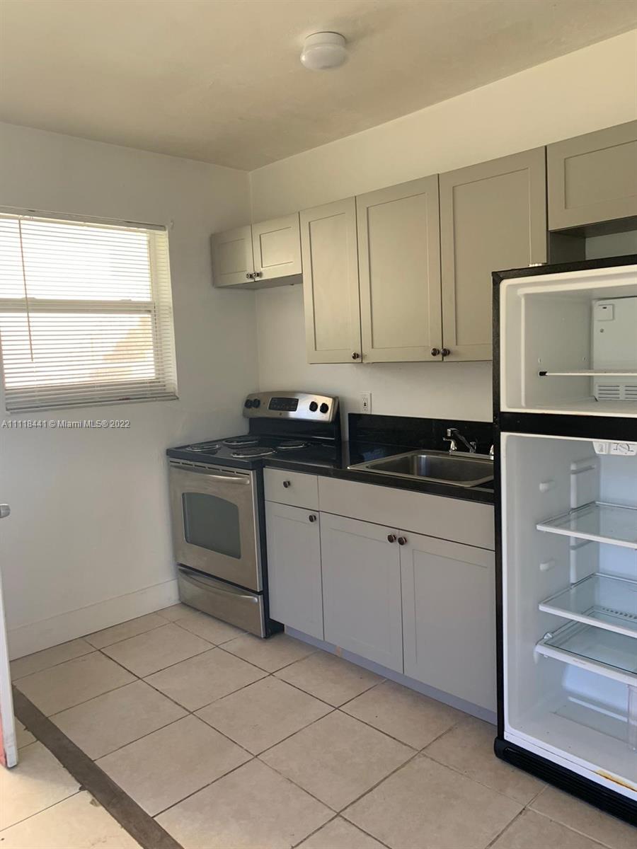 See details / 2210 sq. ft. $ 2022-11-12 0 Photo