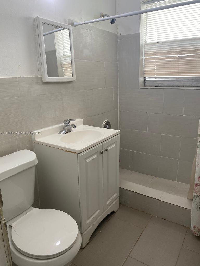 See details / 2210 sq. ft. $ 2022-11-12 0 Photo