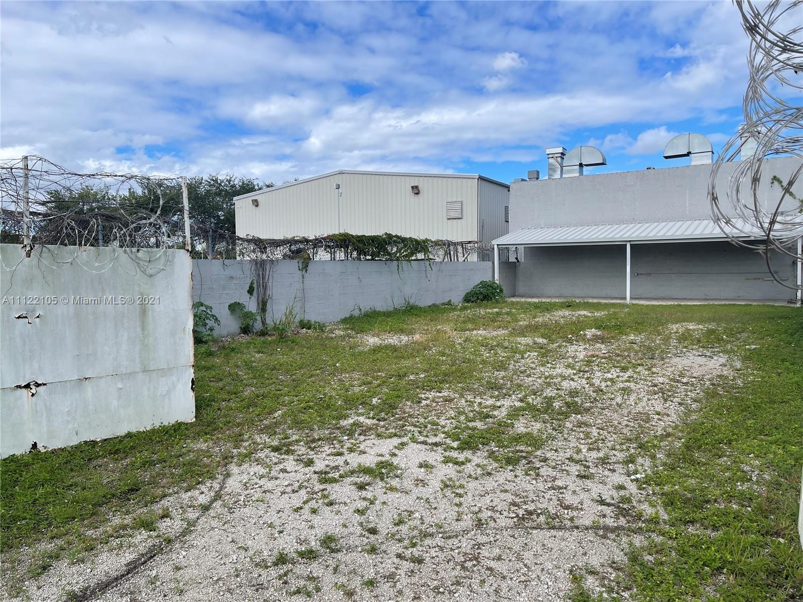 See details / sq. ft. $ 2022-10-31 0 Photo