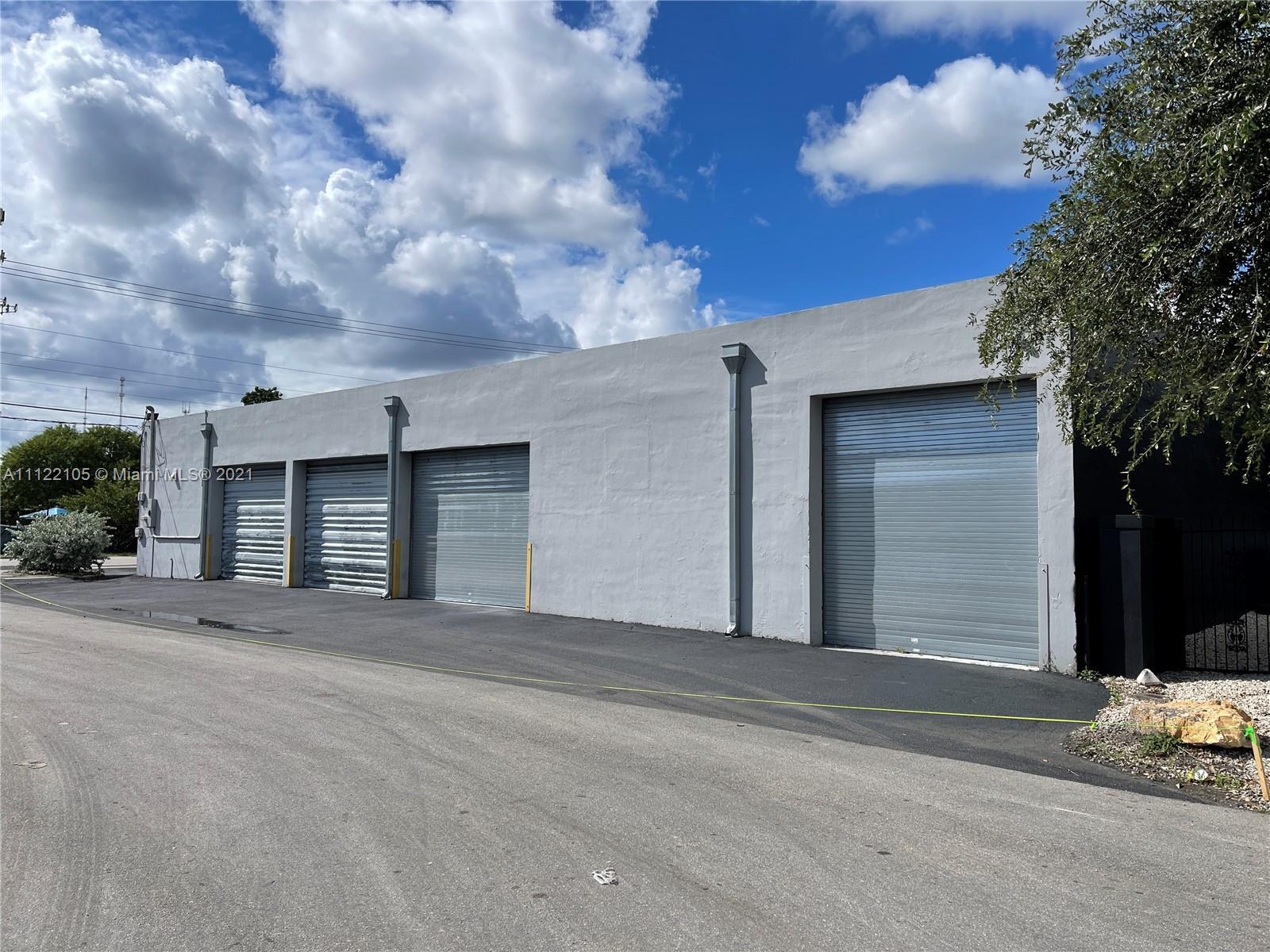 See details / sq. ft. $ 2022-10-31 0 Photo