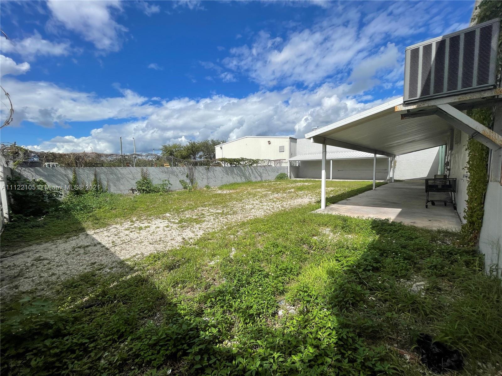 See details / sq. ft. $ 2022-10-31 0 Photo