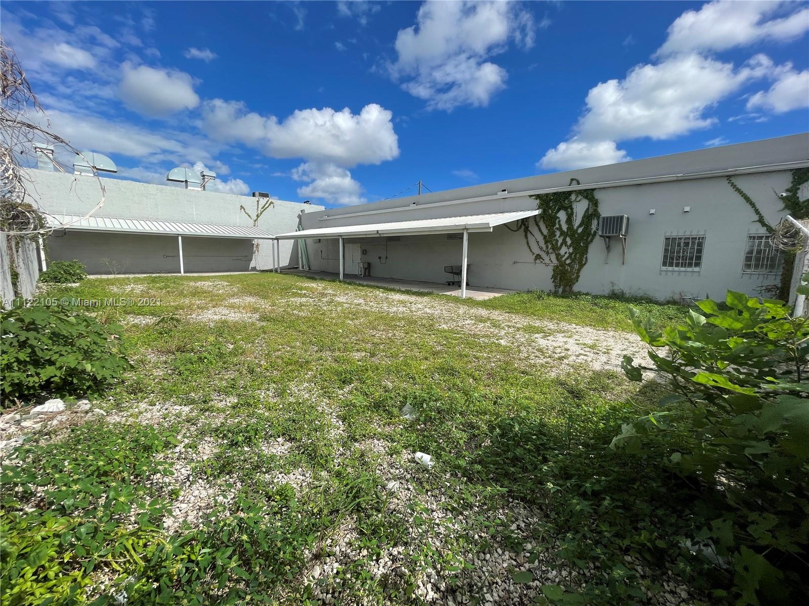 See details / sq. ft. $ 2022-10-31 0 Photo