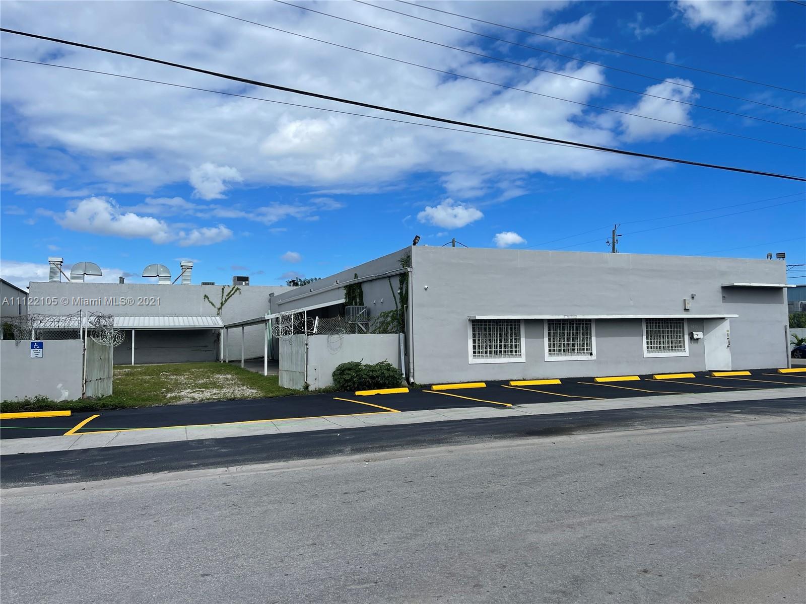 See details / sq. ft. $ 2022-10-31 0 Photo