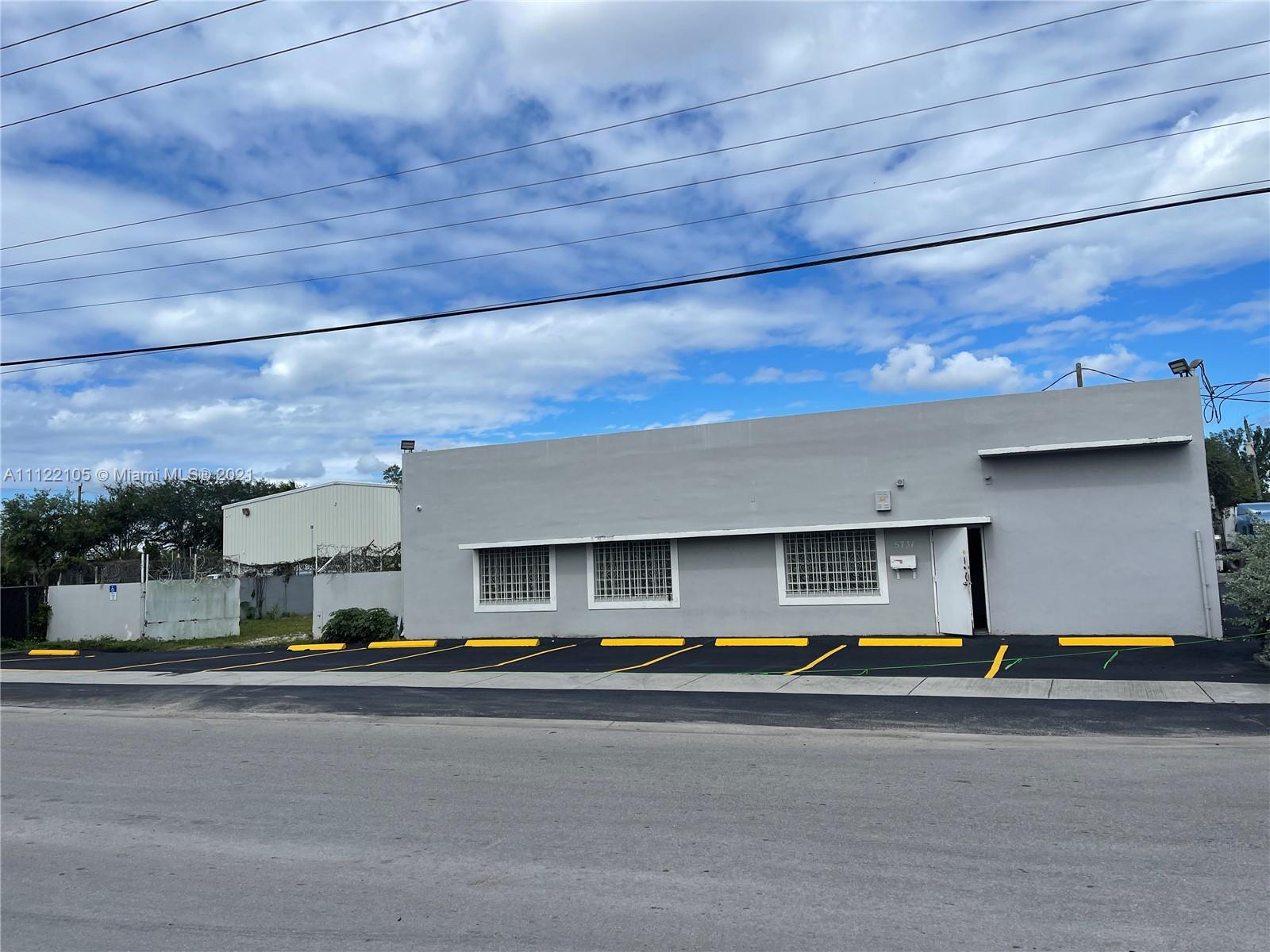 See details / sq. ft. $ 2022-10-31 0 Photo