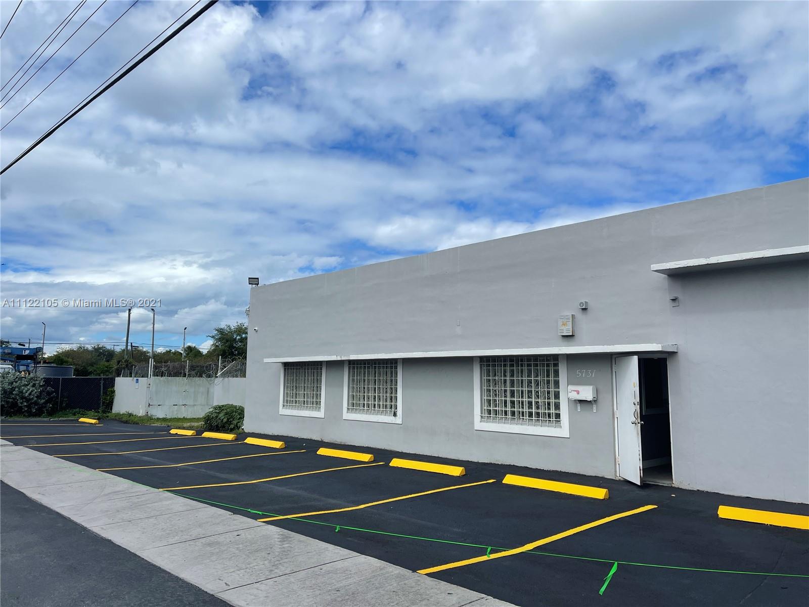 See details / sq. ft. $ 2022-10-31 0 Photo