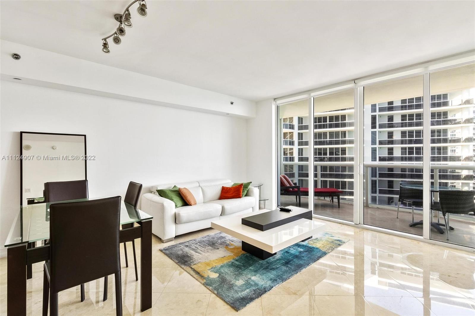 Ver detalles 3809 1 / 1 844 sq. ft. $ 2022-08-11 0 foto