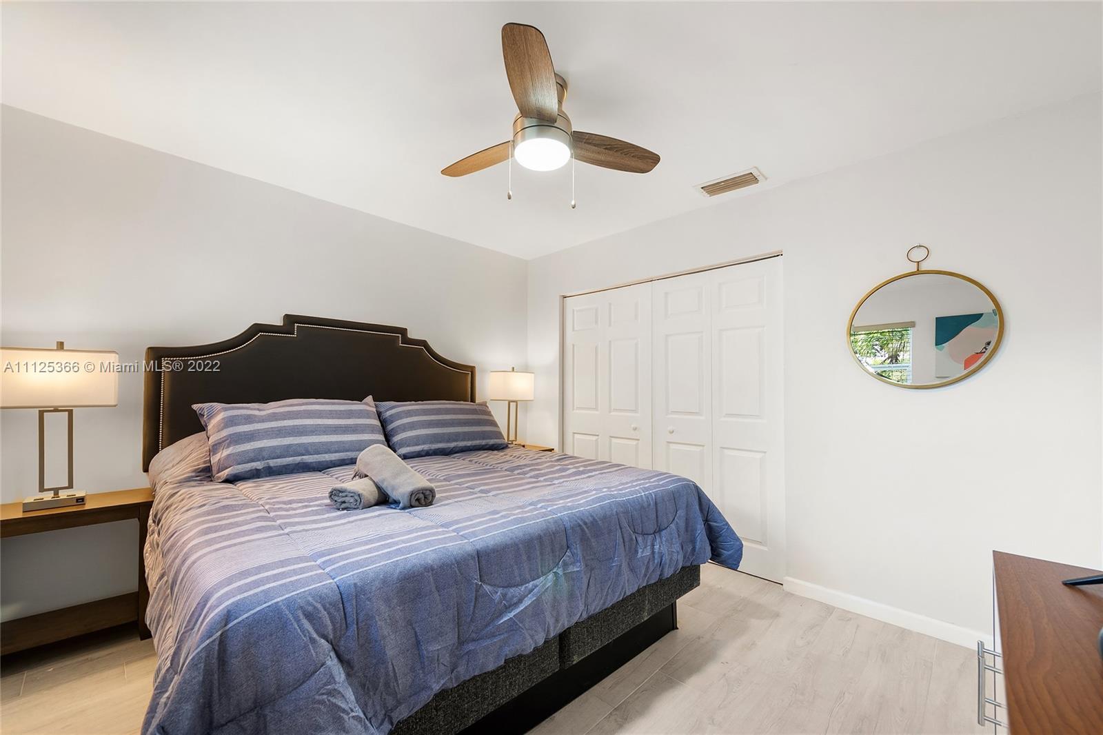 See details / 1816 sq. ft. $ 2022-12-21 0 Photo