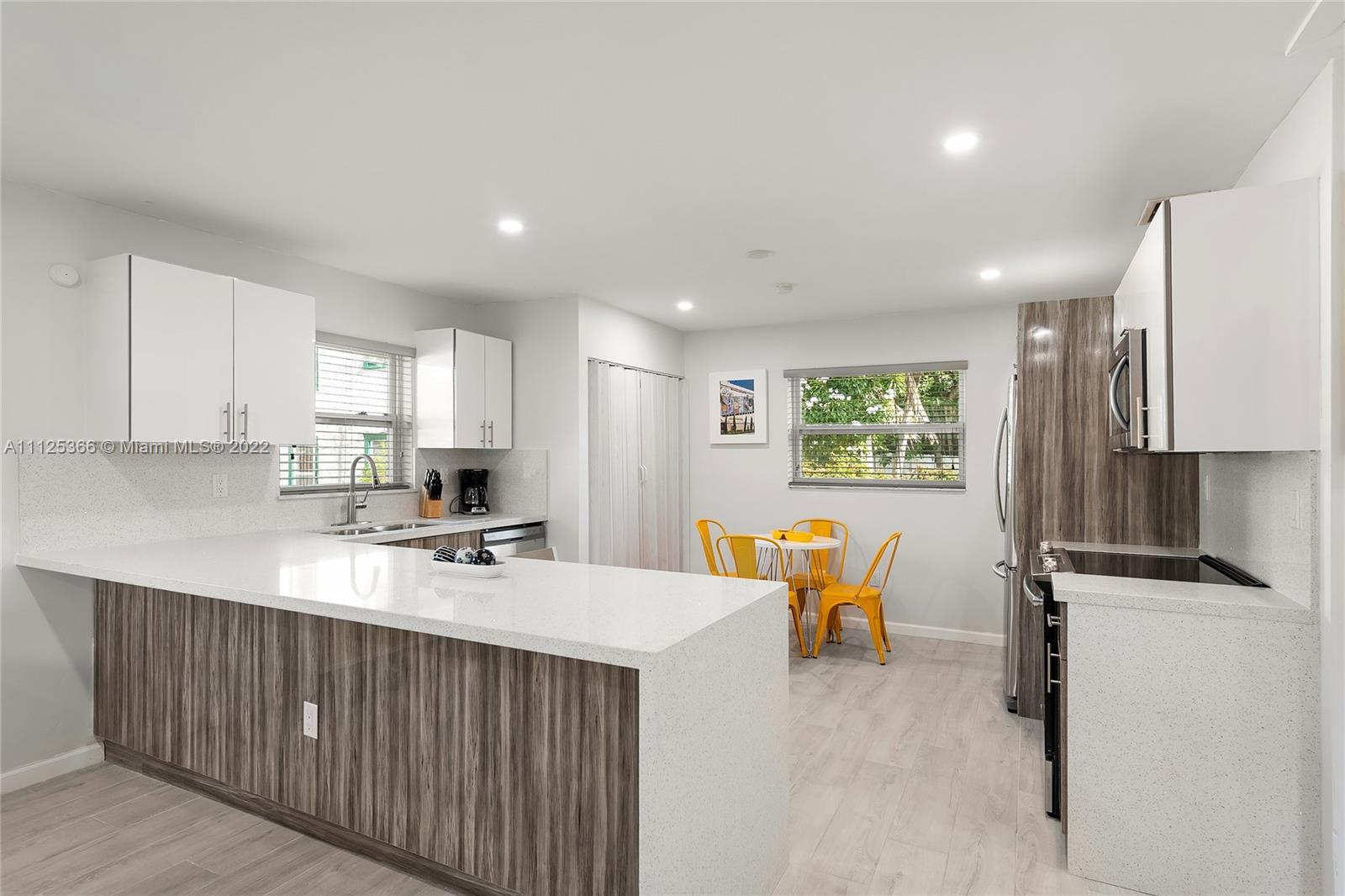 See details / 1816 sq. ft. $ 2022-12-21 0 Photo