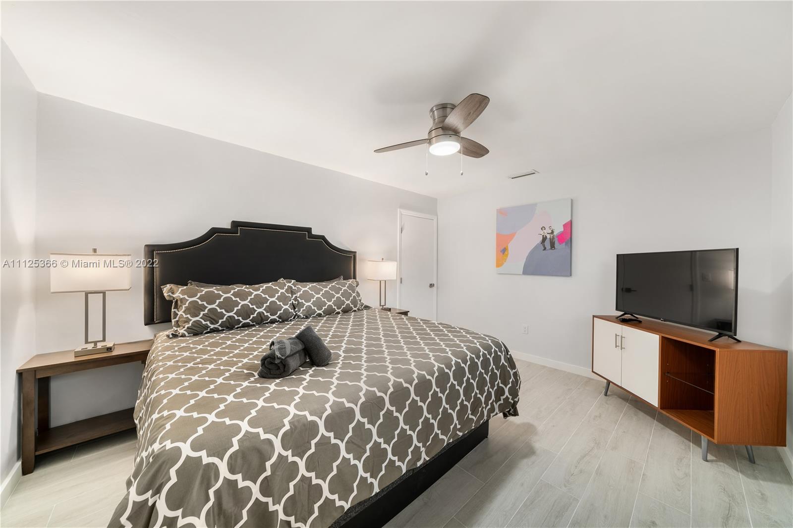 See details / 1816 sq. ft. $ 2022-12-21 0 Photo