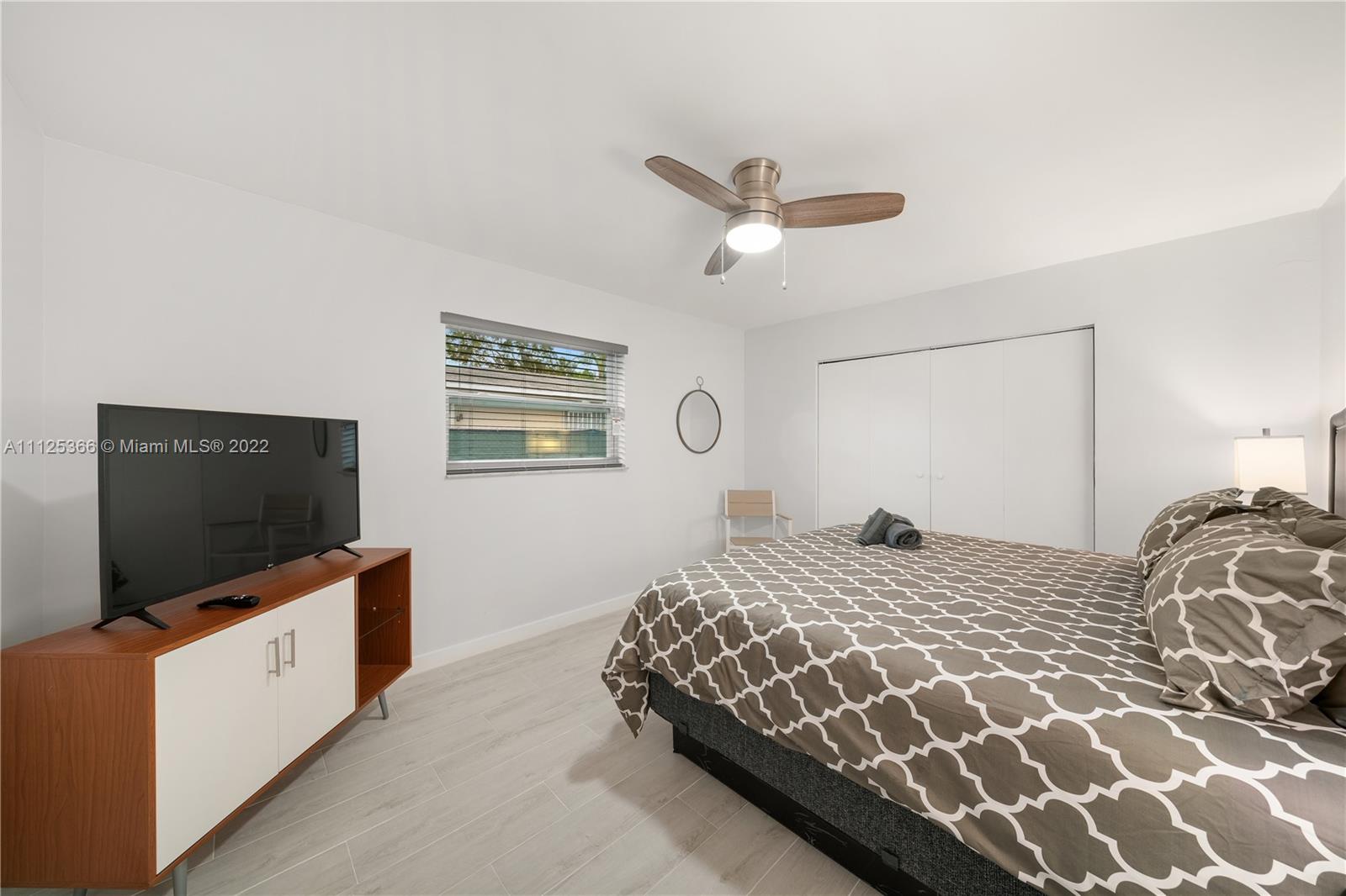 See details / 1816 sq. ft. $ 2022-12-21 0 Photo