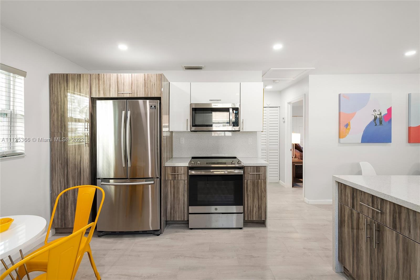 See details / 1816 sq. ft. $ 2022-12-21 0 Photo