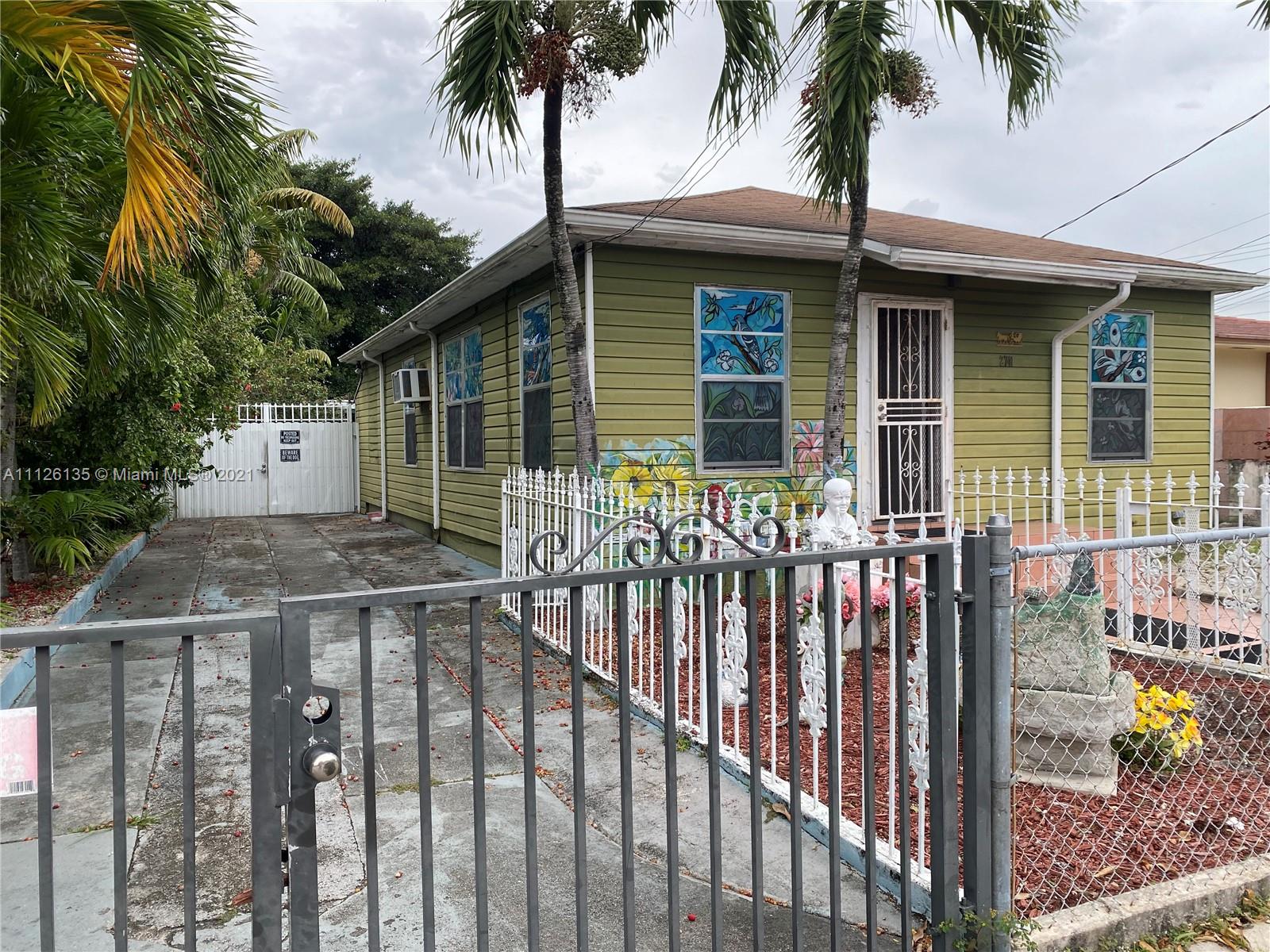 See details / 3245 sq. ft. $ 2022-03-25 0 Photo