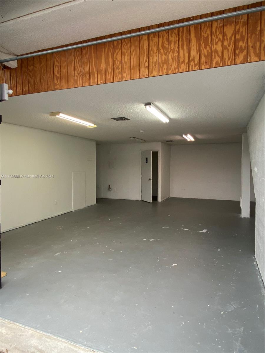 Ver detalles 6 / sq. ft. $ 2021-12-01 0 foto