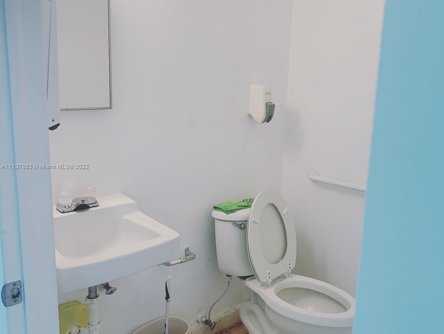 See details 3 / sq. ft. $ 2022-01-18 0 Photo