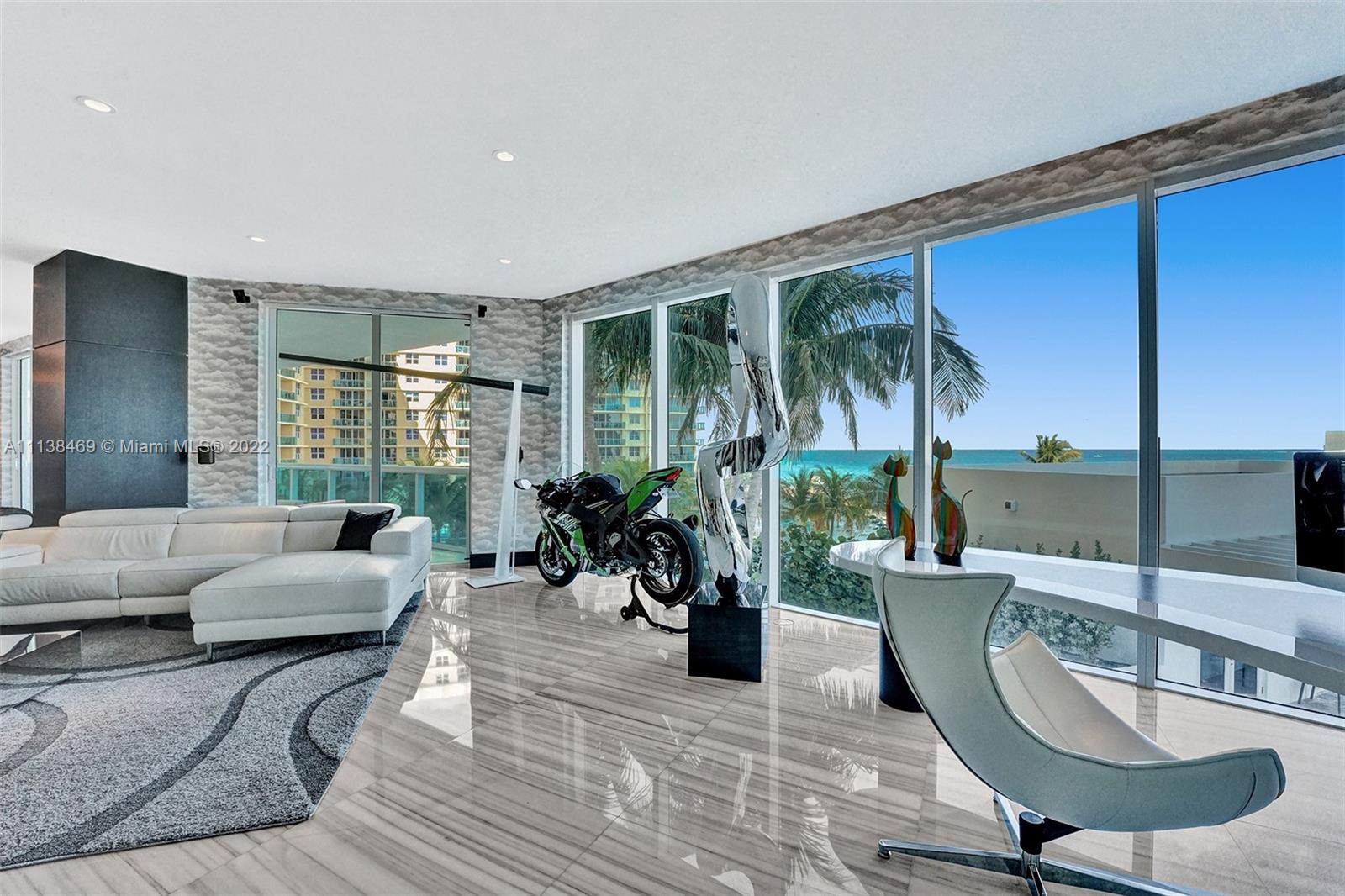 Photo of 2711 Ocean Dr. #402, Hollywood, Florida, 33019 -