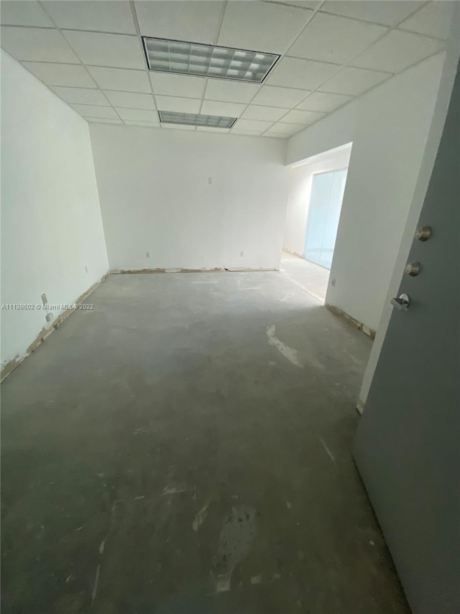 See details 20113 / sq. ft. $ 2022-05-18 0 Photo