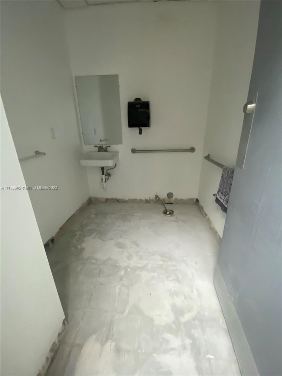 See details 20113 / sq. ft. $ 2022-05-18 0 Photo