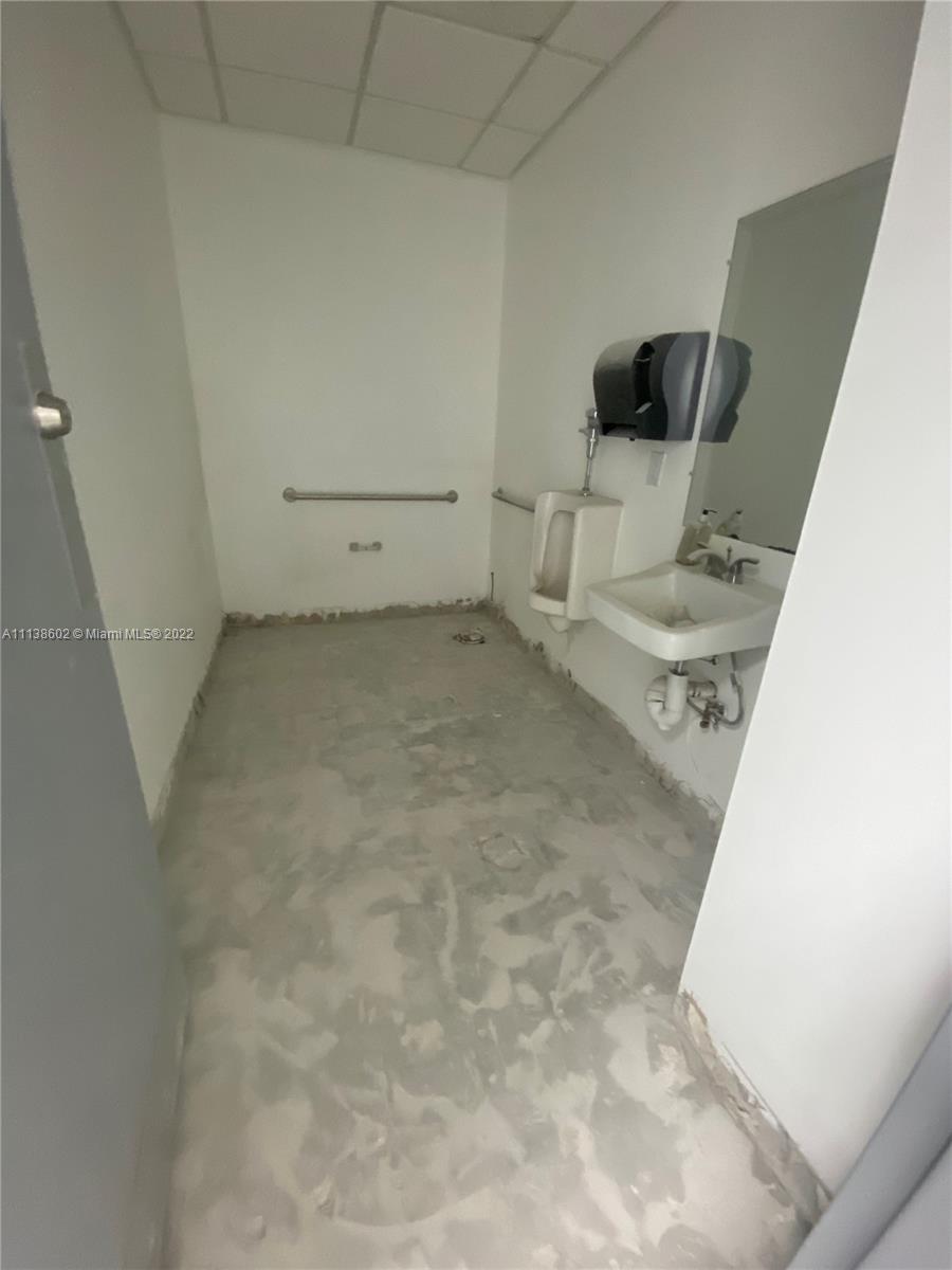 See details 20113 / sq. ft. $ 2022-05-18 0 Photo