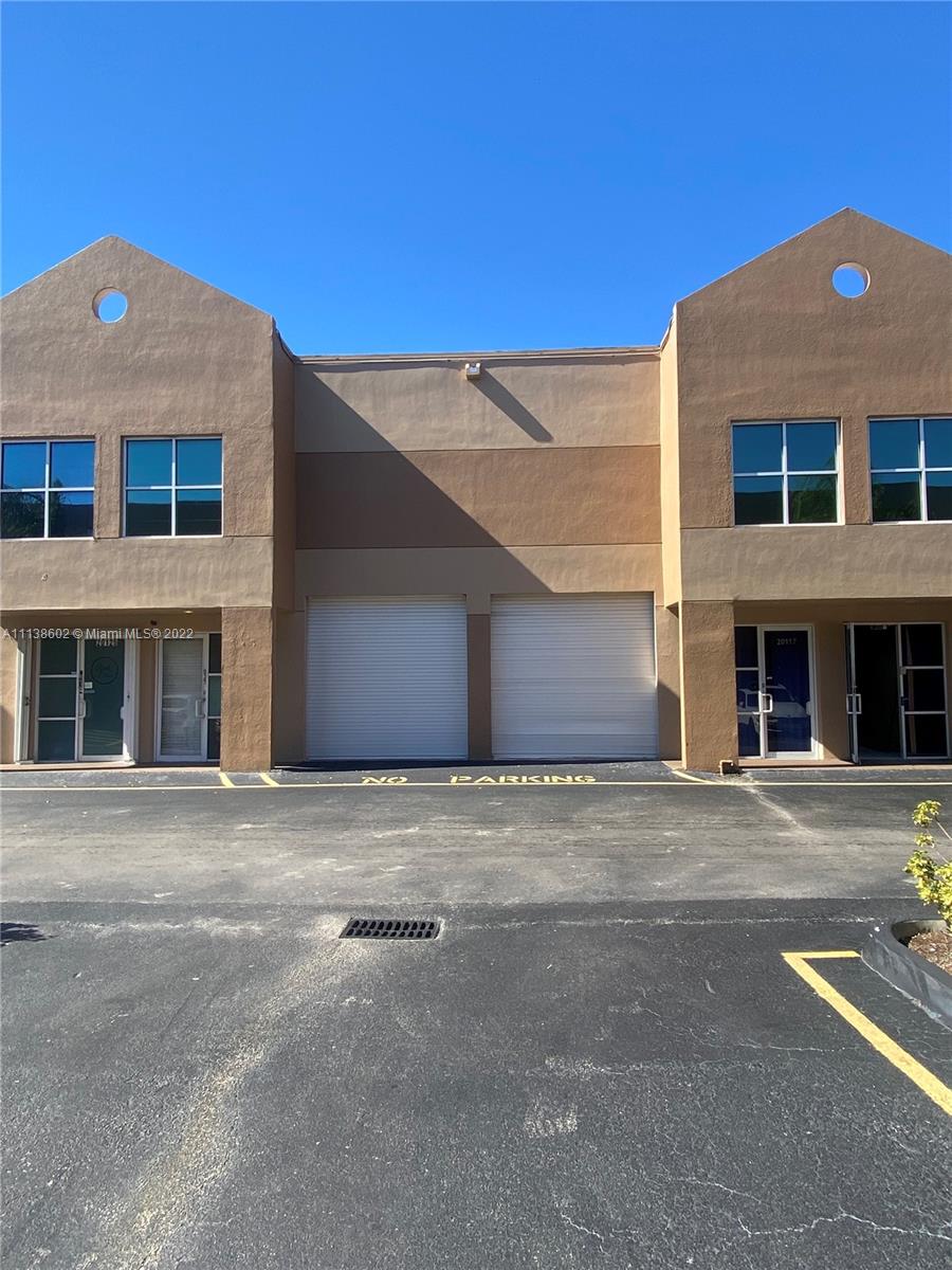 See details 20113 / sq. ft. $ 2022-05-18 0 Photo
