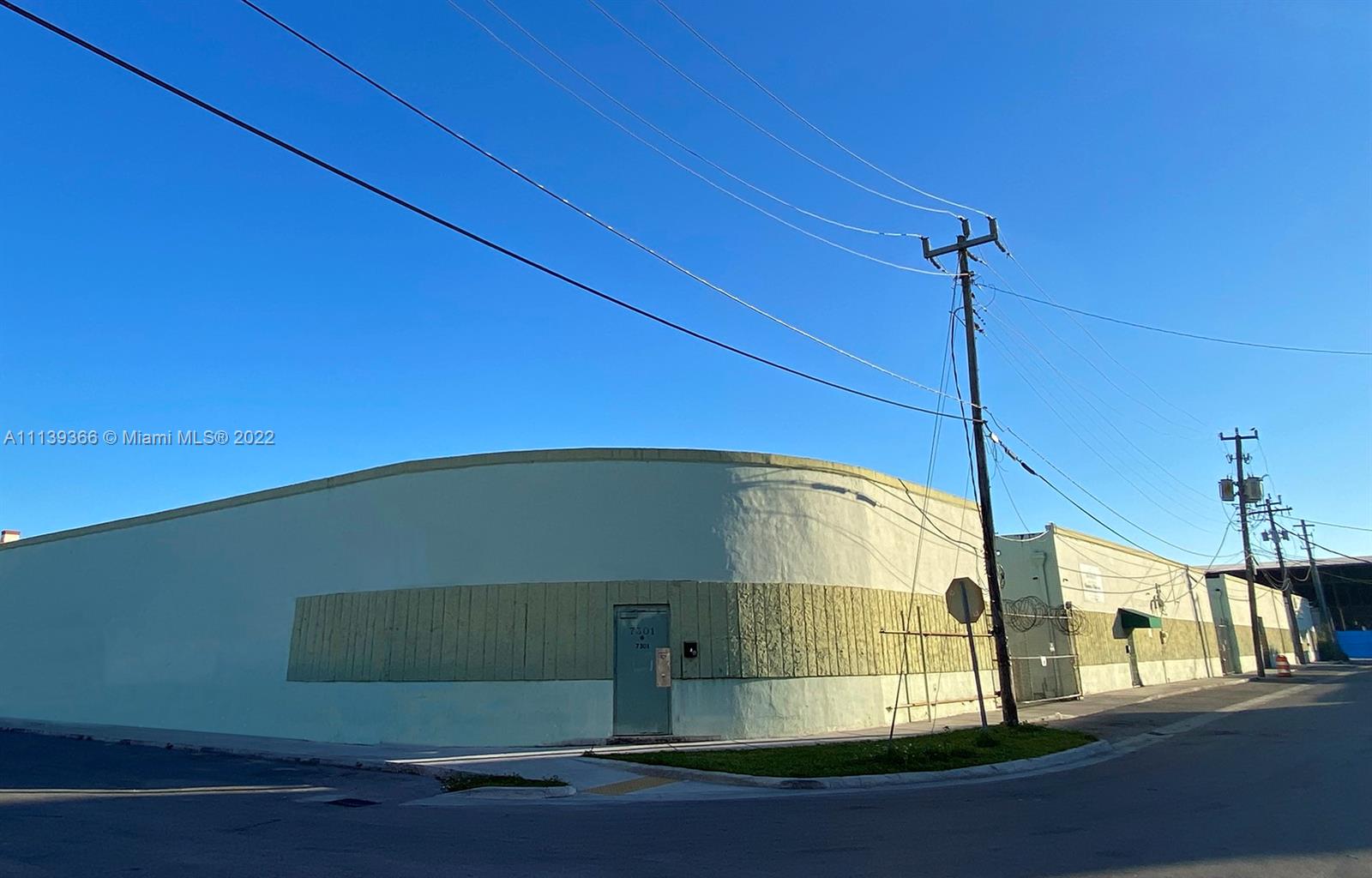 See details / sq. ft. $ 2021-12-22 0 Photo