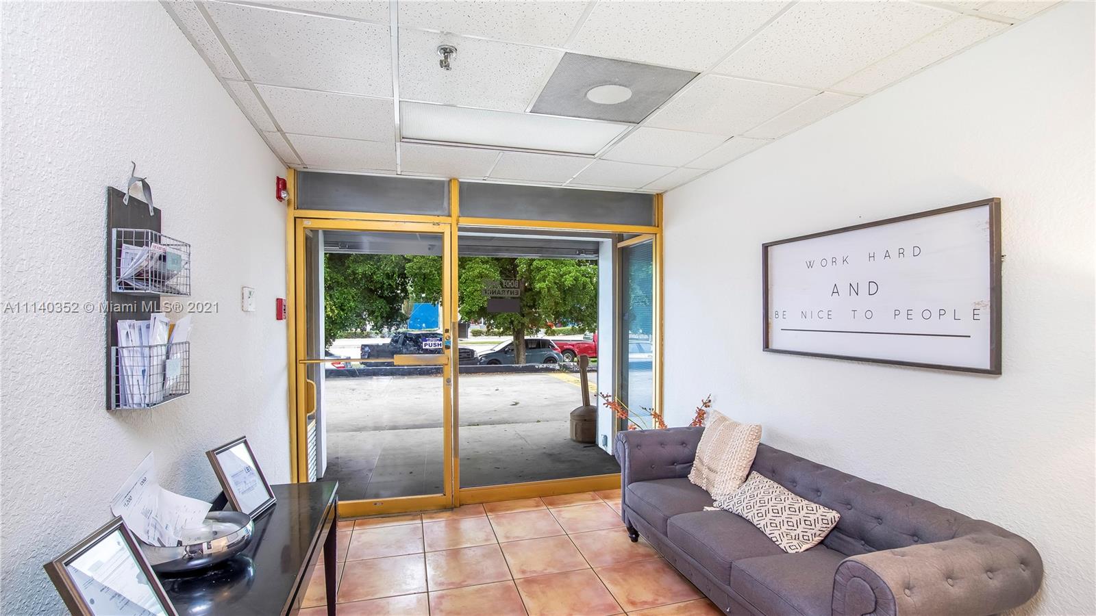 See details / sq. ft. $ 2022-09-20 0 Photo