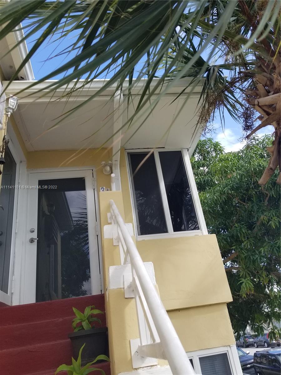 See details / 4020 sq. ft. $ 2022-03-01 0 Photo